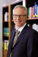 Dr. Hans-Peter Mathis  picture